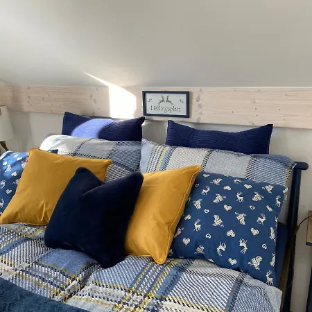 Blaue Haus - Ein Sommertraum Und Ein Wintermaerchen Homestay szállás *