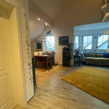Blaue Haus - Ein Sommertraum Und Ein Wintermaerchen Homestay szállás