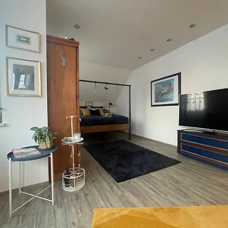 Blaue Haus - Ein Sommertraum Und Ein Wintermaerchen Homestay szállás