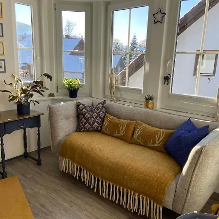 Homestay szállás Blaue Haus - Ein Sommertraum Und Ein Wintermaerchen